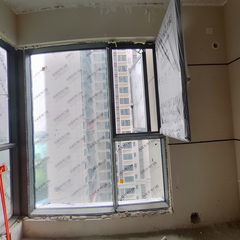 亿森装饰保利C区  12-10-3