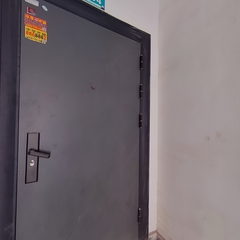 银华小区1楼1单元403