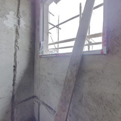 清江自建房菜市场边上