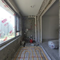 山水龙城A区49-1-402